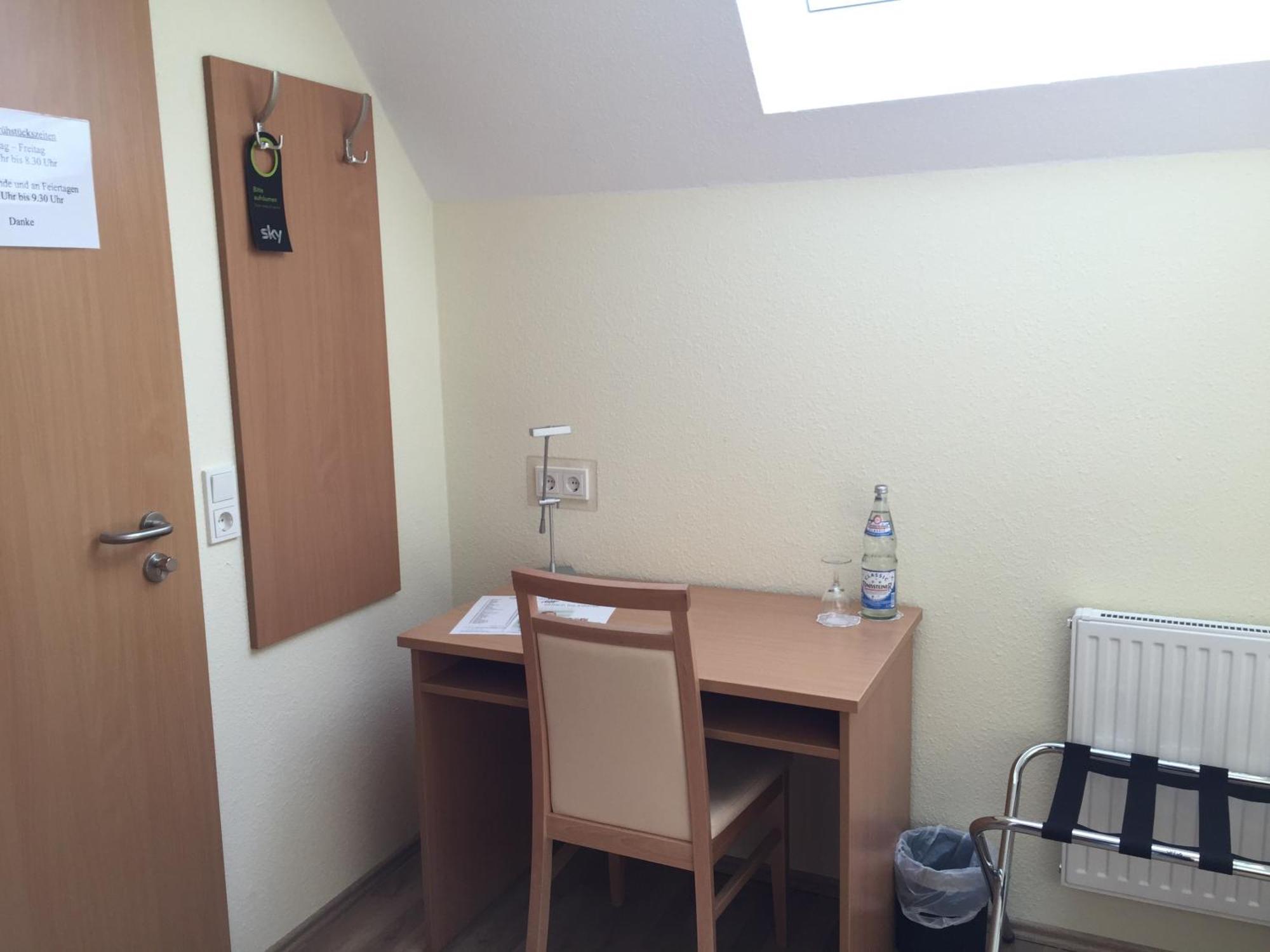 Pension Im Wirtshaus Himberg Bad Honnef Dış mekan fotoğraf
